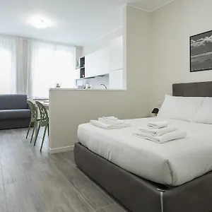 Italianway-cadorna 10 , Milán Italia