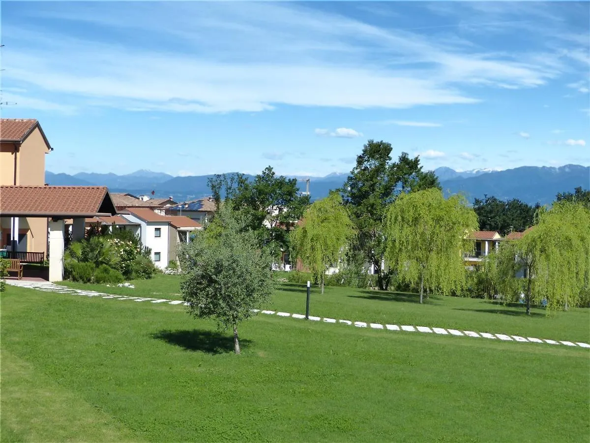 Belvedere Village Кастельнуово-дель-Гарда Курортный комплекс