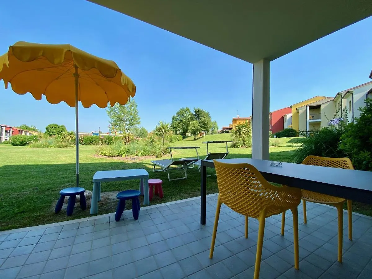 Курортный комплекс Belvedere Village Кастельнуово-дель-Гарда