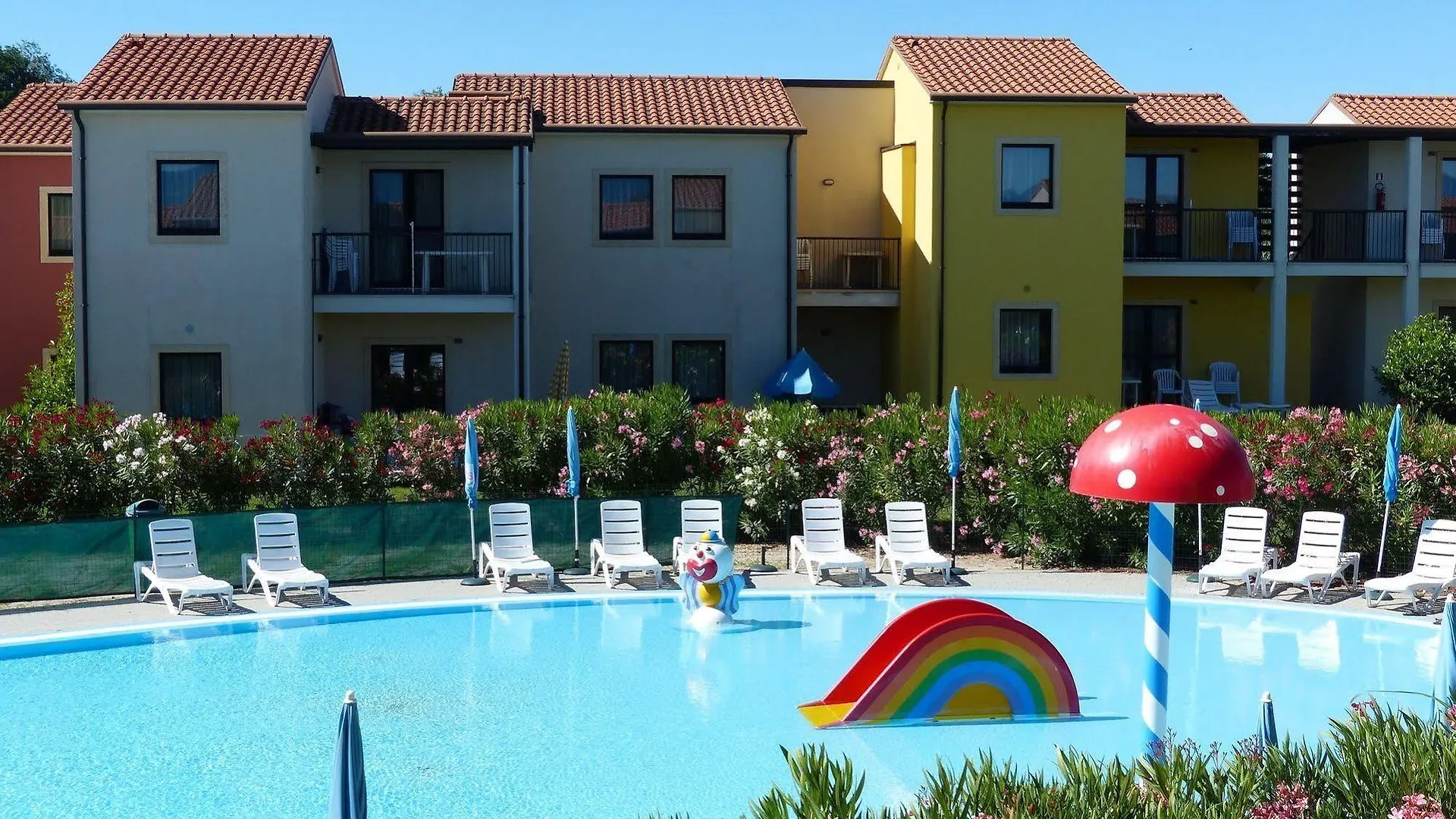 Курортный комплекс Belvedere Village Кастельнуово-дель-Гарда