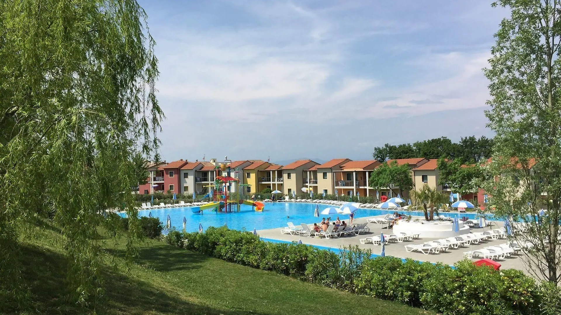 Belvedere Village Кастельнуово-дель-Гарда Курортный комплекс